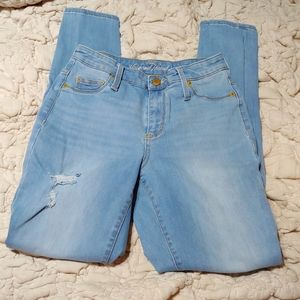 Stretchy Sz 2/26R Light Wash Jeans